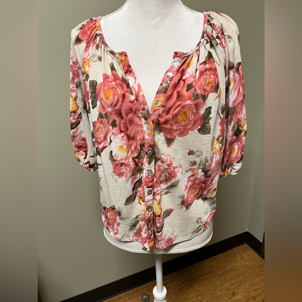 Floral top